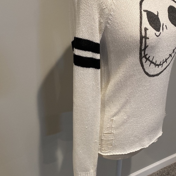 Disneys Jack Skellington face Lightweight Distressed Sweater Size: S (Junior) - Picture 4 of 15